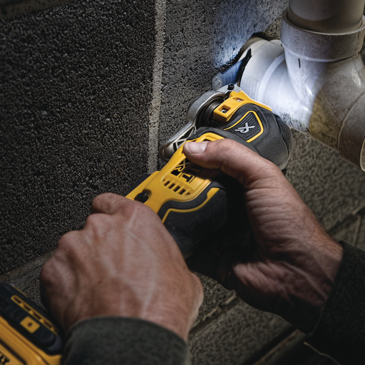 DeWalt DCS356B Multi-Tool - Image 2