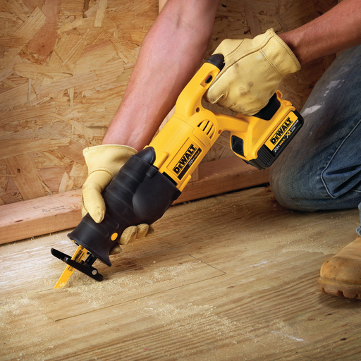 DeWalt DCS380B Cordless Reciprocating Saw - Image 2